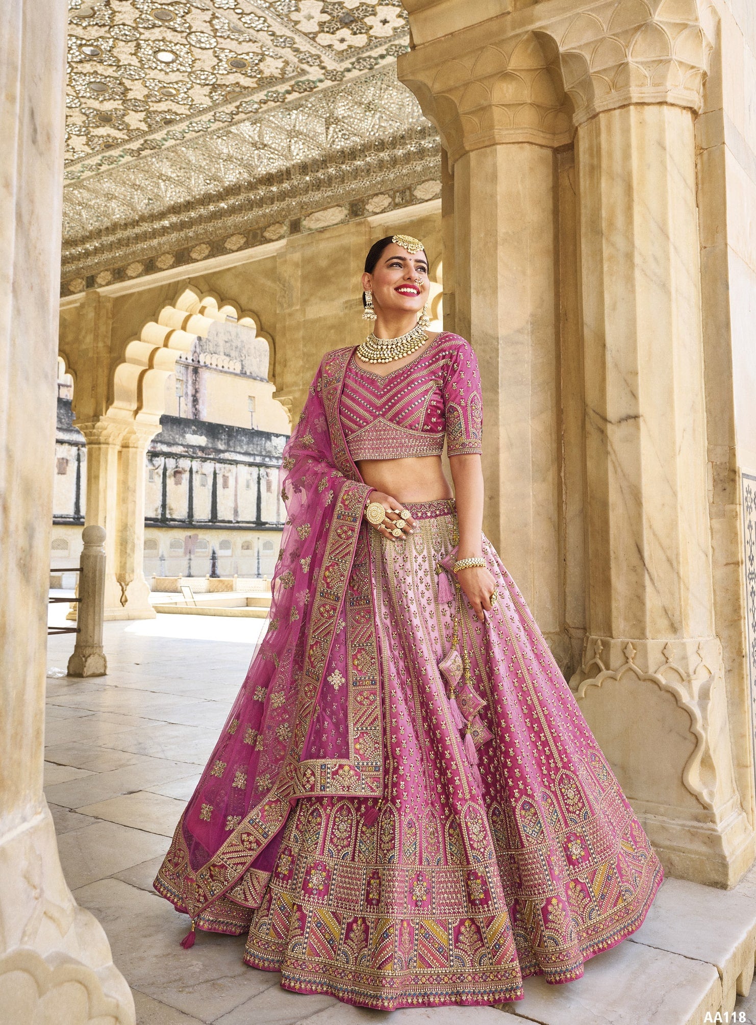 17 Heavy Dupatta Designs For Brides To Outshine On Their Wedding | Ciudadela